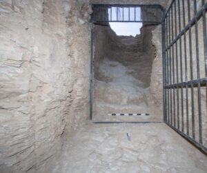  الكشف عن مقبرة ملكية بمنطقة الوديان الغربية بالبر الغربي بالأقصر