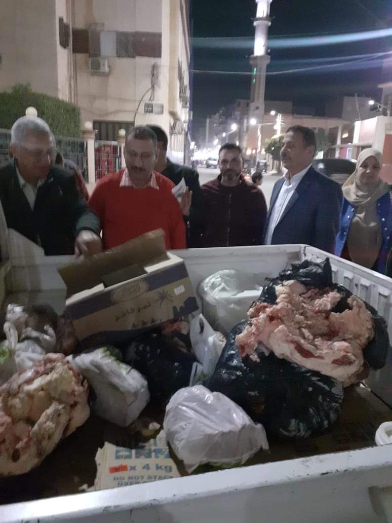 ضبط 95 كيلو لحمه غير صالحه فى حملة مكبرة بمدينة طهطا بسوهاج 