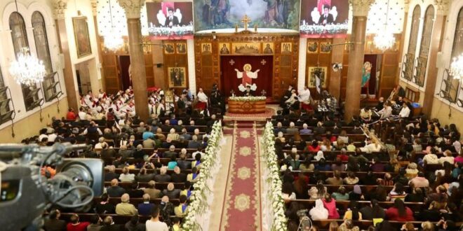 البابا تواضروس الثاني بابا الإسكندرية يترأس نهضة روحية لعيد القمص بيشوي كامل