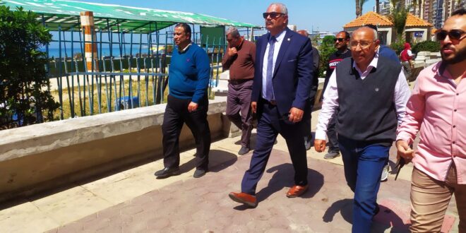 محافظ الإسكندرية يكلف رئيس الإدارة المركزية للسياحة والمصايف الجديد لاستقبال المواطنين خلال موسم الأعياد