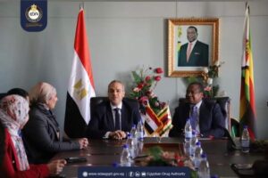 رئيس هيئة الدواء المصرية يقوم بزيارة رسمية لدولة زيمبابوي