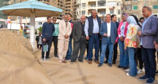 محافظ الإسكندرية يكرم الفائزين في أول مهرجان للنحت على الرمال بمدينة الثغر