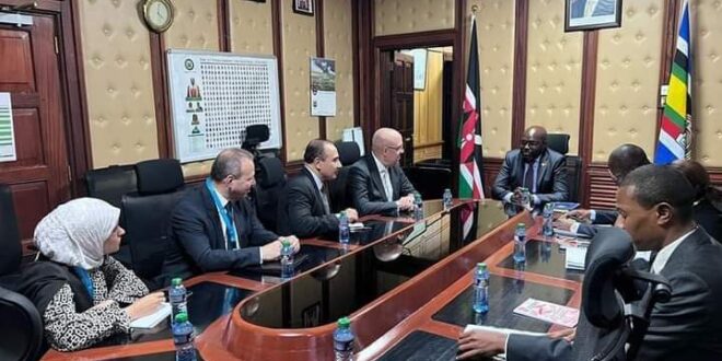 "الجزار" يلتقى رئيسى لجنتى الإسكان والبنية التحتية بالبرلمان الكينى لعرض التجربة العمرانية المصرية.