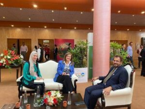 وزيرة التخطيط والتنمية الاقتصادية تلتقي وزير الاقتصاد العماني لبحث سبل التعاون الفني بين البلدين