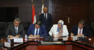الوزير" يشهد توقيع مذكرة تفاهم بشأن تأسيس شركة بين وزارة النقل وتحالف دولي
