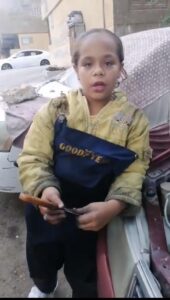 أصغر ميكانيكية في "مصر" طفله تبلغ من العمر العشر سنوات