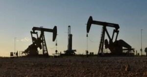 اميركا أكبر عدد من منصات الحفر النفطية منذ مارس الماضى