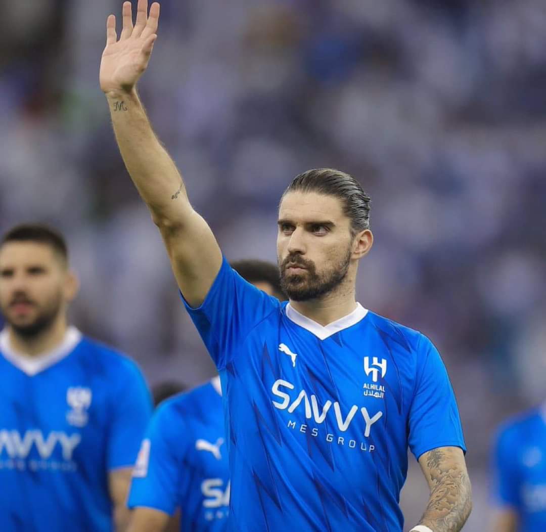 بثلاثية الهلال يعبر الحزم ويتأهل لدور ال8 من كأس خادم الحرمين 