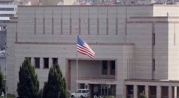عاجل:اشتباكات في محيط السفارة الأمريكية في عوكر ببيروت