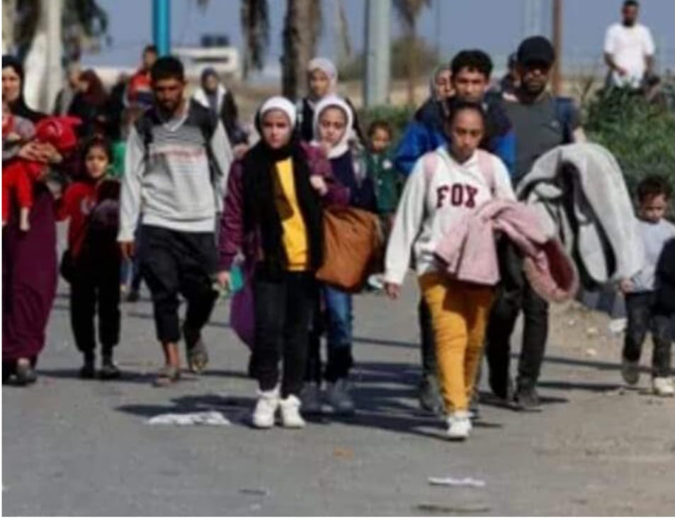 عودة المواطنين الفلسطينيين العالقين في محافظة شمال سيناء الي قطاع غزه