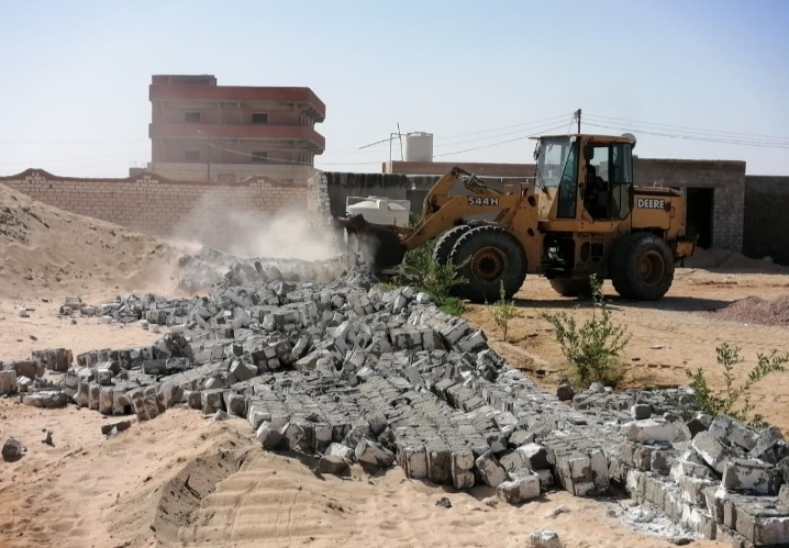 إزالة 95 حالة تعدي على مساحة 17286 متر مربع بالبحيرة