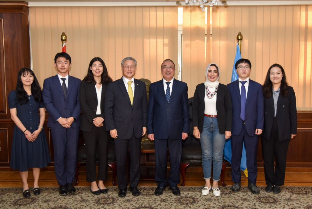  محافظ الإسكندرية يستقبل سفير كوريا الجنوبية لبحث سبل التعاون
