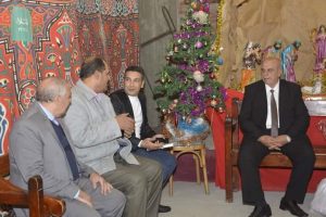 وفد رسمي يتقدمه رئيس مدينة شبراخيت: لتهنئة الإخوة الأقباط بـ"عيد الميلاد"