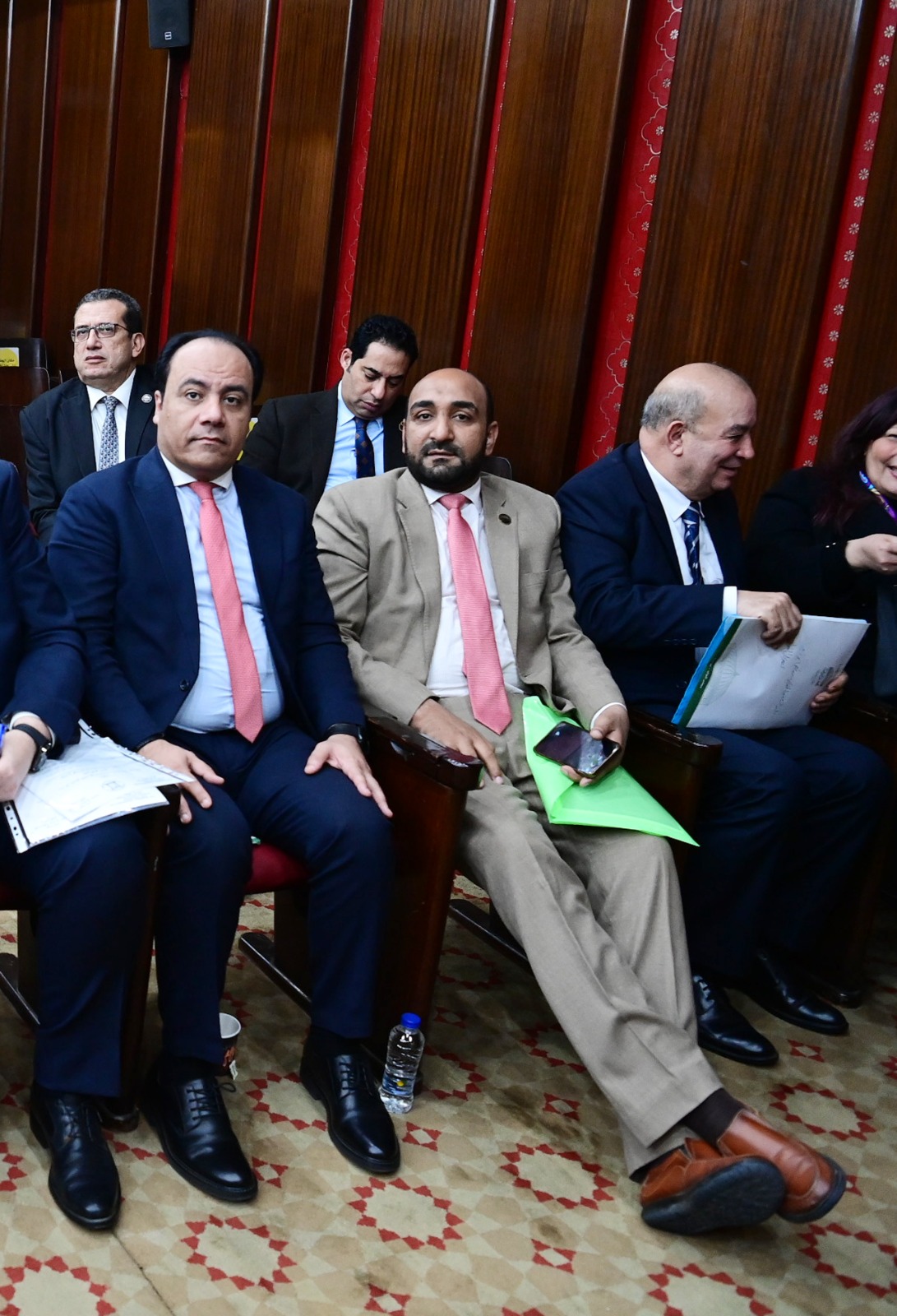 القاضي وابوهاشم يشاركان في أعمال لجنة الاقتراحات بمجلس النواب