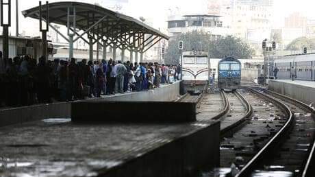 وزارة النقل ترد على بيع قضبان السكك الحديدية.