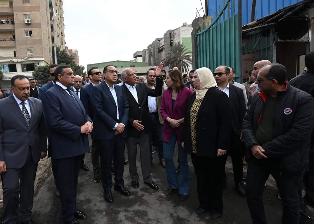 وزيرة التضامن توجه بصرف إعانة فورية للأسر المتتضرره من حريق ستوديو الأهرام.