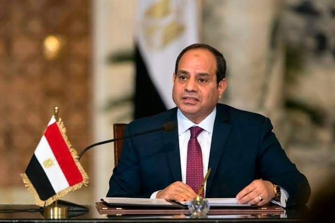 الرئيس السيسي يوجه بمواصلة تطوير الموانئ المصرية