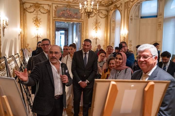 وزير التعليم العالي يفتتح معرضًا للفنان عمرو فهمي في لندن