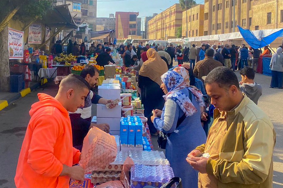 إقامة سوق اليوم الواحد بشارع المتراس نطاق حي غرب