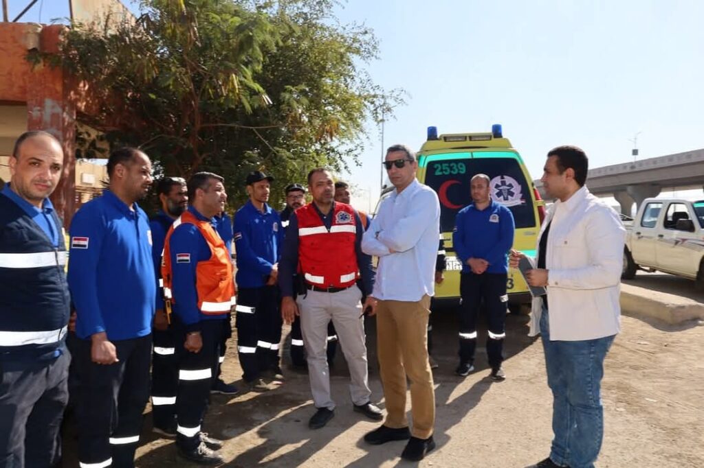 "محافظ السويس يتابع جاهزية مرفق الإسعاف ويشيد بجهود العاملين"