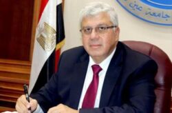 الغاء المنح الدراسية للطلاب المصريين