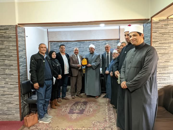 حقوق الإنسان تكرم مديرية أوقاف أسيوط 