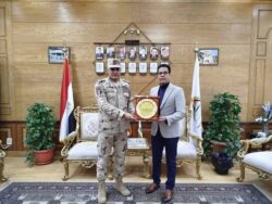 رئيس جامعة بنها يستقبل المستشار العسكري الجديد لمحافظة القليوبية