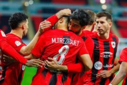 تريزيجيه يسجل ويقود الريان لفوز مهم على العربي بالدوري القطري