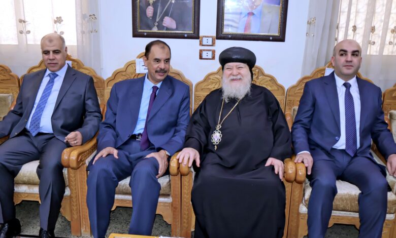 محافظ سوهاج يزور المطرانيات لتقديم التهنئة للأخوة الأقباط بمناسبة عيد القيامة المجيد