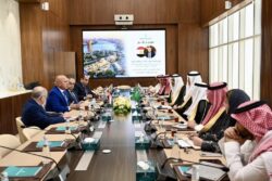 في بداية زيارته للمملكة العربية السعودية الشقيقة
