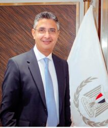وزير التموين والتجارة الداخلية يقرر مد فترة صرف المنحة الإضافية للمستحقين 