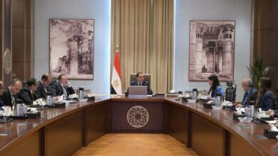 رئيس الوزراء يعقد اجتماعًا بشأن  تقديم ملف صندوق النقد ومجموعة البنك الدوليين 