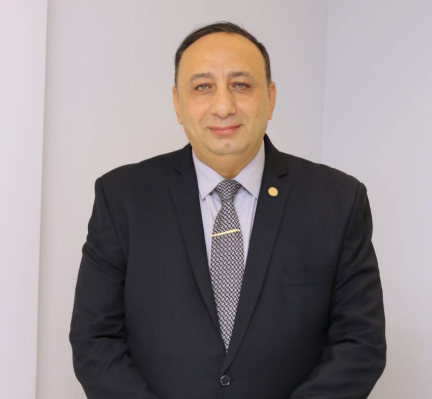 اللواء طارق بركات يهنئ الرئيس السيسي بذكرى عيد تحرير سيناء