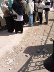 سائقي قرية ريفا يمتنعوا عن وصول سكان القرية لأعمالهم .