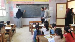 وكيل وزارة التربية والتعليم بالغربية يتابع مدارس قطور الصباحية والمسائية 