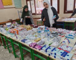 قافلة تضم 13 تخصص طبي، وصيدلية مجانية بمدرسة الشهيد صابر الصاوي الاعدادية للبنات بغرب طنطا 