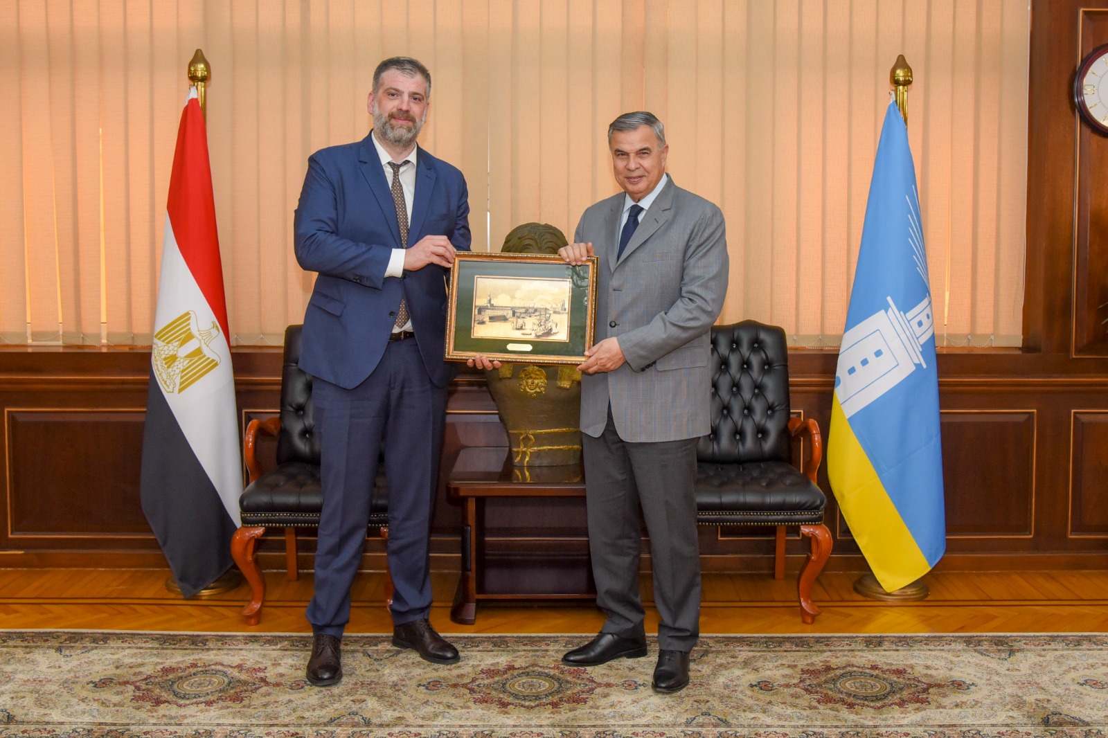 محافظ الإسكندرية يستقبل قنصل عام روسيا لبحث سبل تعزيز التعاون المشترك