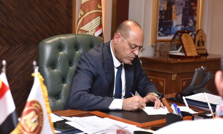 بعد وفاة عاملين وإصابة واحد إثر سقوط جملون مصنع بالمنوفية