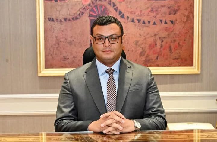 وزير الإسكان يتابع الموقف التنفيذي لمشروع خط مياه الشرب