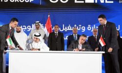 رئيس الوزراء يشهد توقيع اتفاقية لتطوير منطقة كيزاد شرق بورسعيد