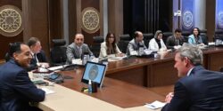 رئيس الوزراء يستقبل الرئيس التنفيذي لشركة "فيزا"