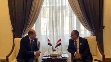  وزير الخارجية والهجرة يلتقي بنظيره اليمني