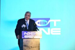 وزير الصحه يشارك في إطلاق المرحلة الجديدة من اختبار الجین الریاضي