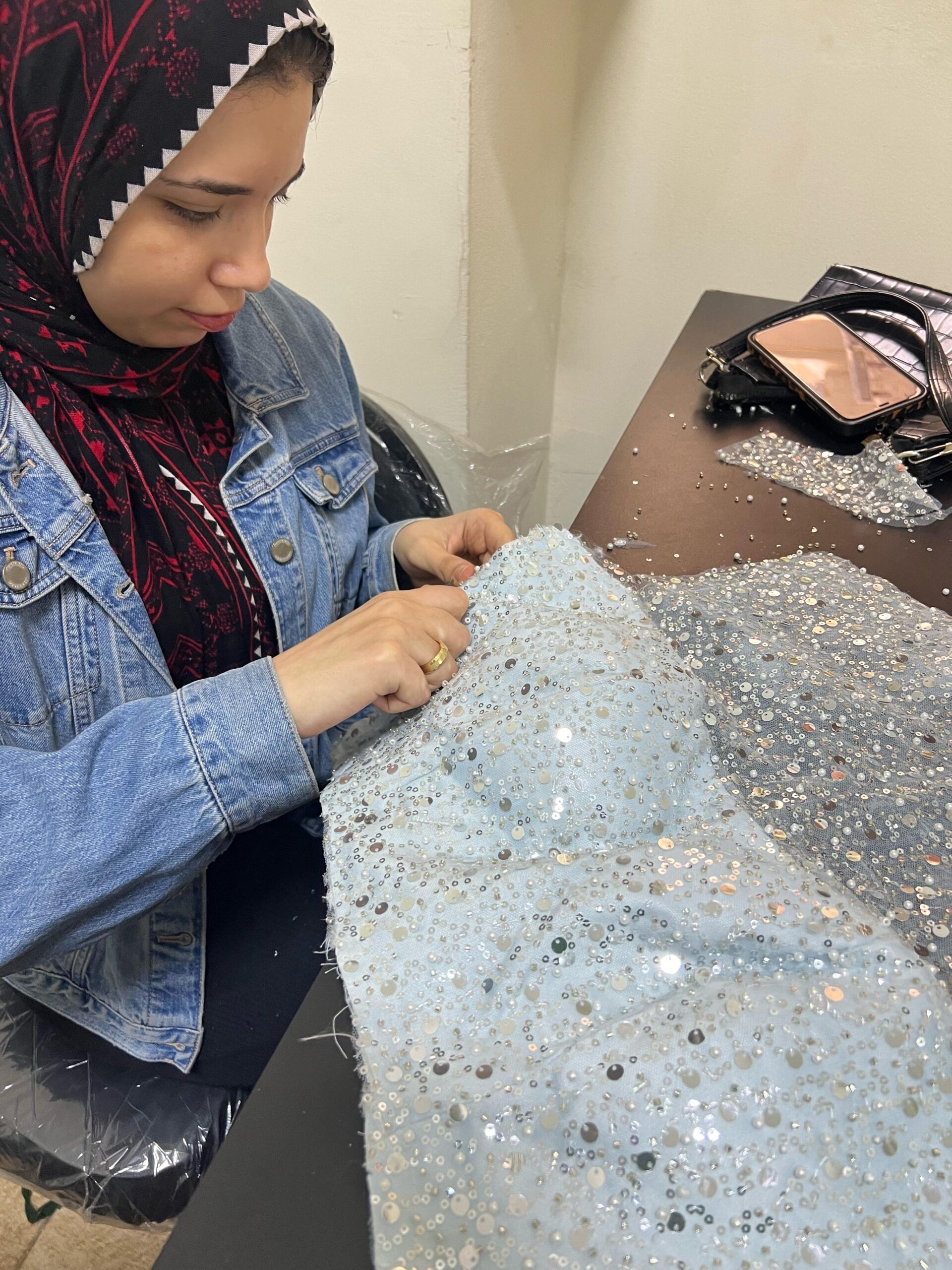إسماعيل الصمدى يستعد لتخريج طلاب أكاديمية الازياء بالإسكندرية