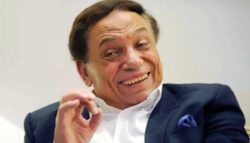سنوات من الفن والسياسة في حياة عادل إمام.