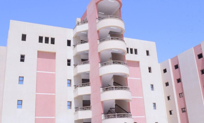 النعماني يتفقد تجهيزات جامعة سوهاج الأهلية