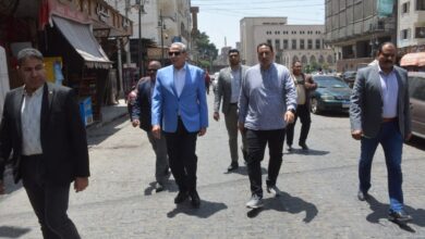 محافظ الغربية في جولة ميدانية سيراً على الأقدام داخل قرى وأحياء طنطا