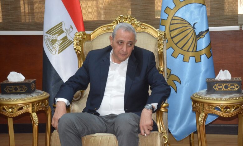 محافظ الغربية يتبع مع نواب مجلسى الشيوخ والنواب مشكلات المواطنيين