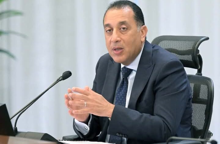 رئيس الوزراء يهنئ فخامة الرئيس عبدالفتاح السيسي بعيد الأضحى المبارك