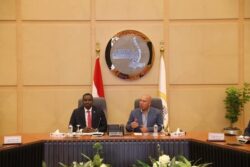 مصر والسودان يبحثان سبل تعزيز التعاون المشترك في مجالات النقل المختلفة